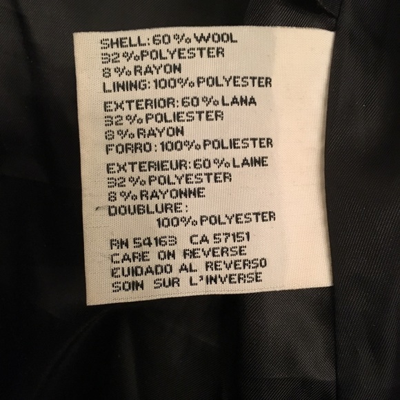 Kenneth Cole coat great condition very flattering - Picture 3 of 4